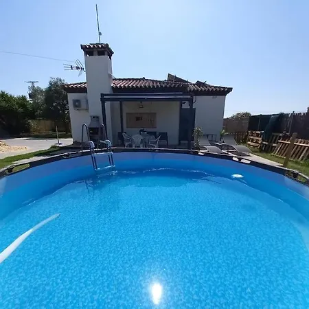 Espectacular Con Piscina Y Porches Holiday home